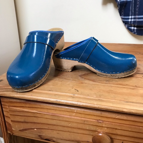 Sken Trefflin size 6 clogs. Shiny blue leather - Picture 7 of 10